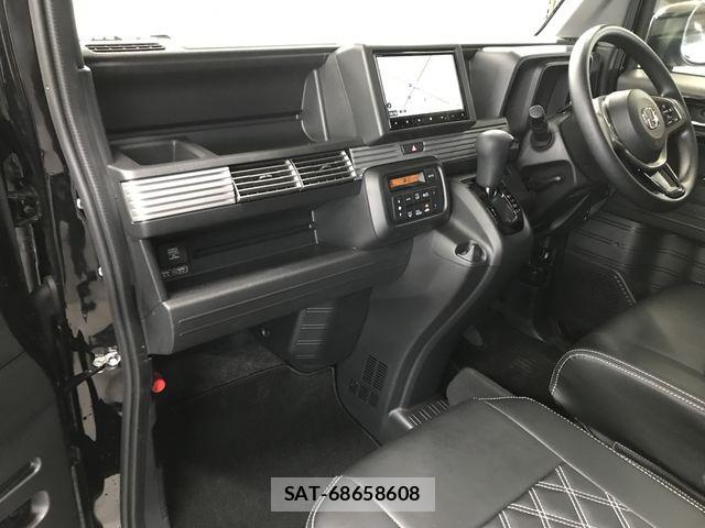 Honda N-VAN 2025-05 8881393-9