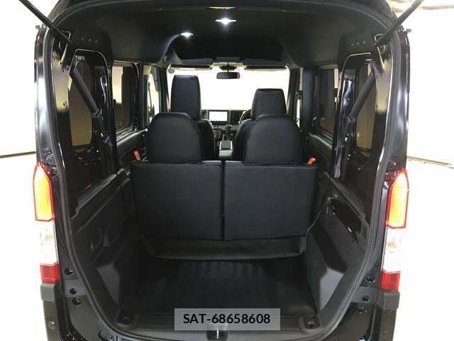 Honda N-VAN 2025-05 8881393-12