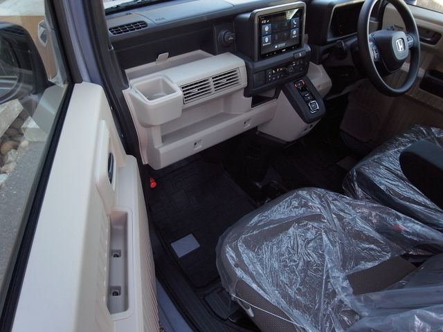 Honda N-VAN 2024-12 1207932-27