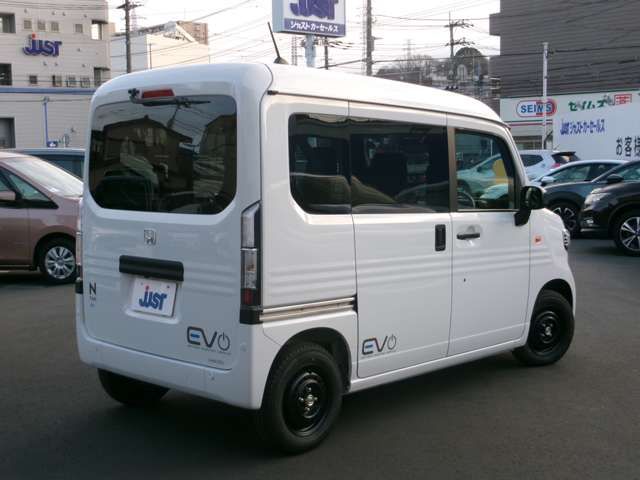 Honda N-VAN e: 2025-01 2672988-1