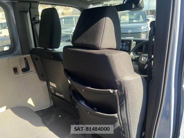 Honda N-VAN e: 2025-01 4975071-10