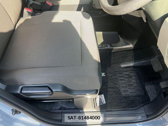 Honda N-VAN e: 2025-01 4975071-8