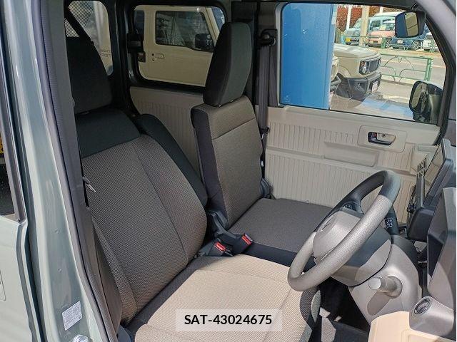 Honda N-VAN e: 2025-01 5874799-10