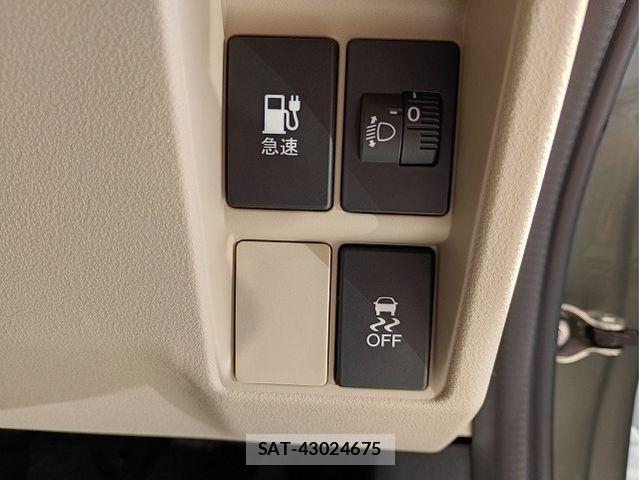 Honda N-VAN e: 2025-01 5874799-11