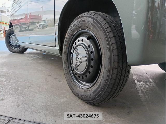 Honda N-VAN e: 2025-01 5874799-4
