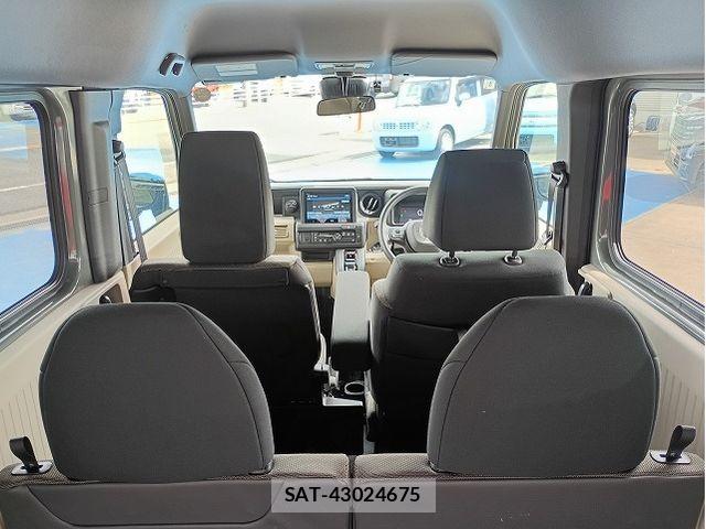 Honda N-VAN e: 2025-01 5874799-5