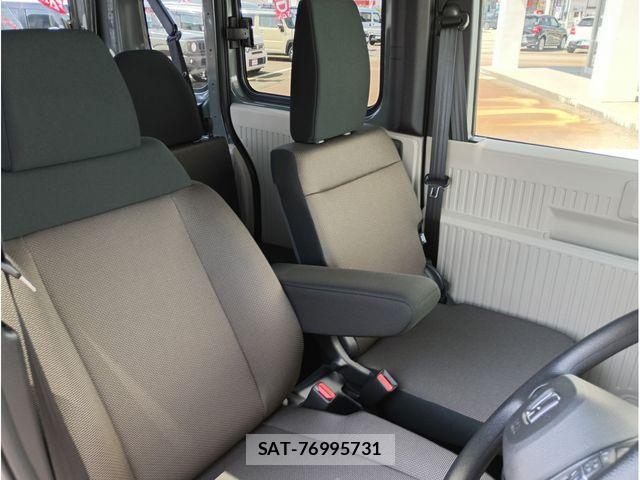 Honda N-VAN e: 2025-02 6246499-6