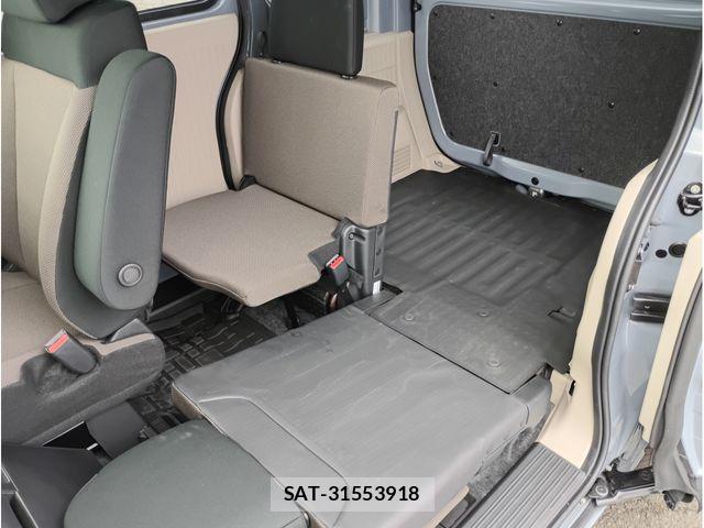 Honda N-VAN e: 2024-10 6791404-16