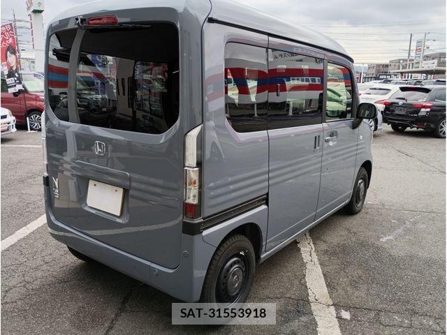 Honda N-VAN e: 2024-10 6791404-6