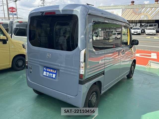 Honda N-VAN e: 2025-02 7060087-10