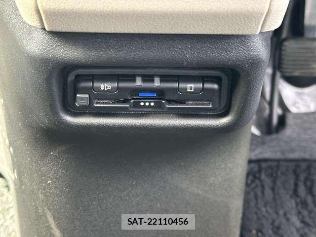 Honda N-VAN e: 2025-02 7060087-15