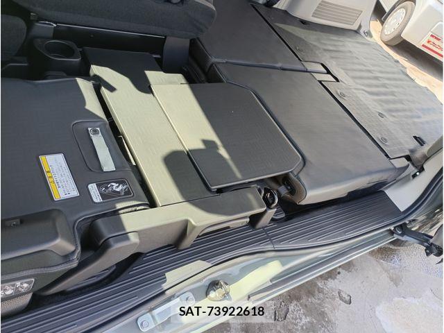 Honda N-VAN e: 2025-01 7060088-18