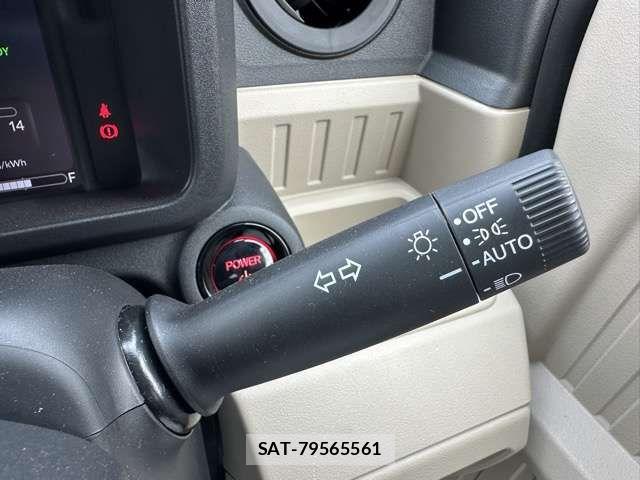 Honda N-VAN e: 2025-05 7456558-19