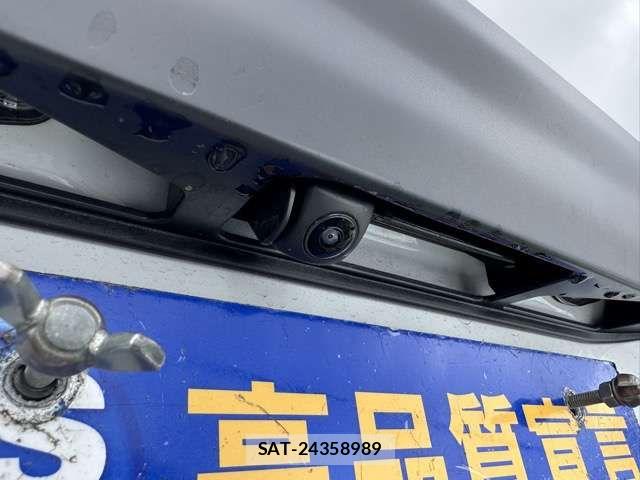 Honda N-VAN e: 2025-01 7456560-9