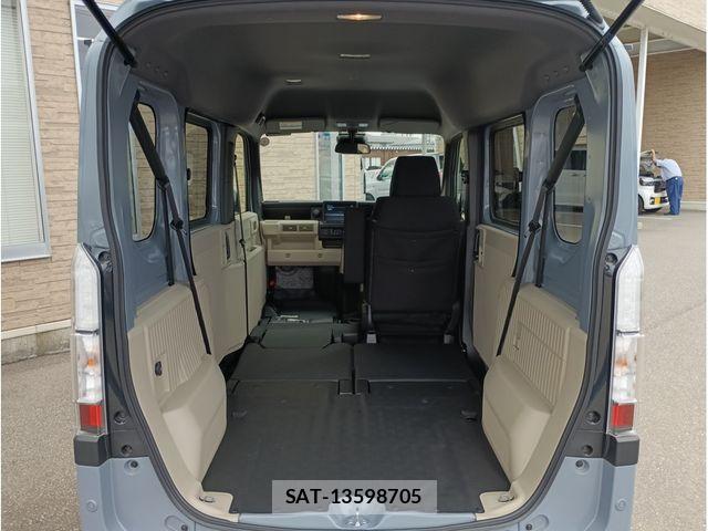 Honda N-VAN e: 2025-01 7963158-9