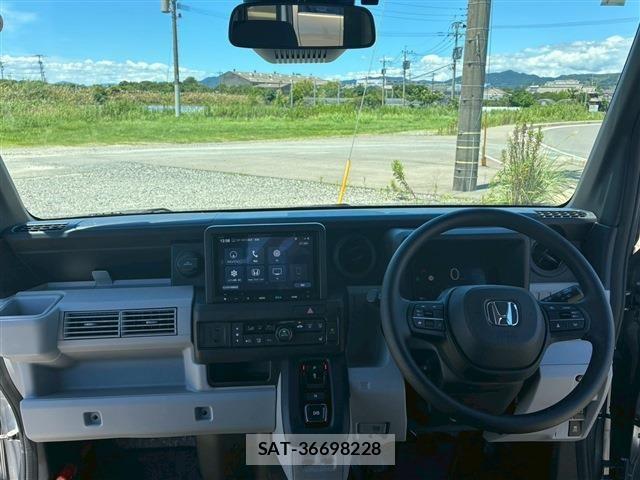 Honda N-VAN e: 2025-01 8037431-13