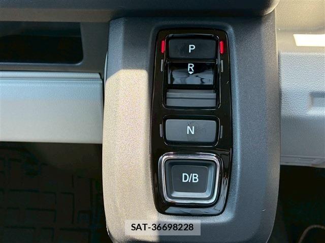 Honda N-VAN e: 2025-01 8037431-28