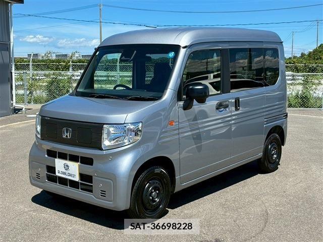Honda N-VAN e: 2025-01 8037431-2