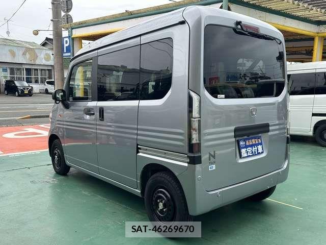 Honda N-VAN e: 2025-05 8037429-1