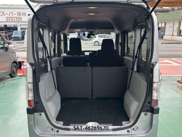 Honda N-VAN e: 2025-05 8037429-7