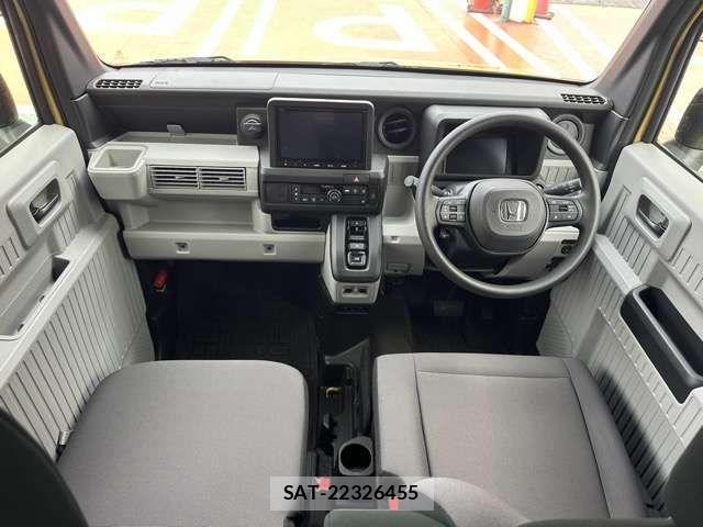 Honda N-VAN e: 2025-02 8101027-6