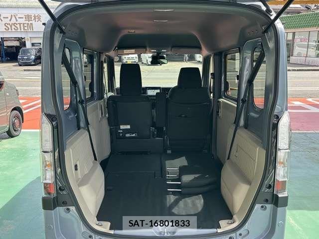 Honda N-VAN e: 2025-02 8209380-11