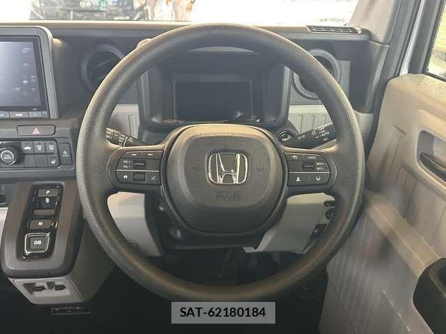 Honda N-VAN e: 2025-01 8209381-8