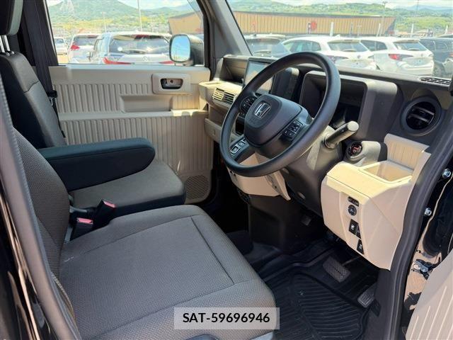 Honda N-VAN e: 2024-12 8231189-11