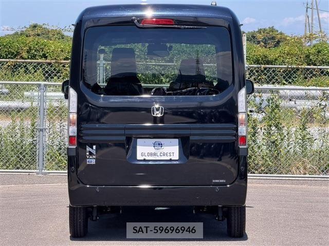 Honda N-VAN e: 2024-12 8231189-8