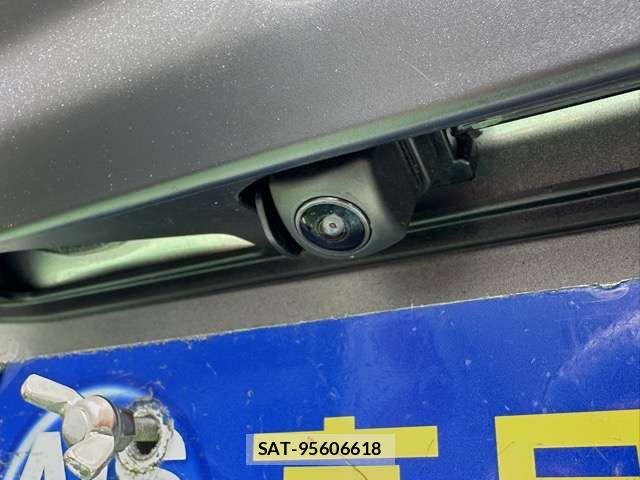 Honda N-VAN e: 2025-02 8563080-10