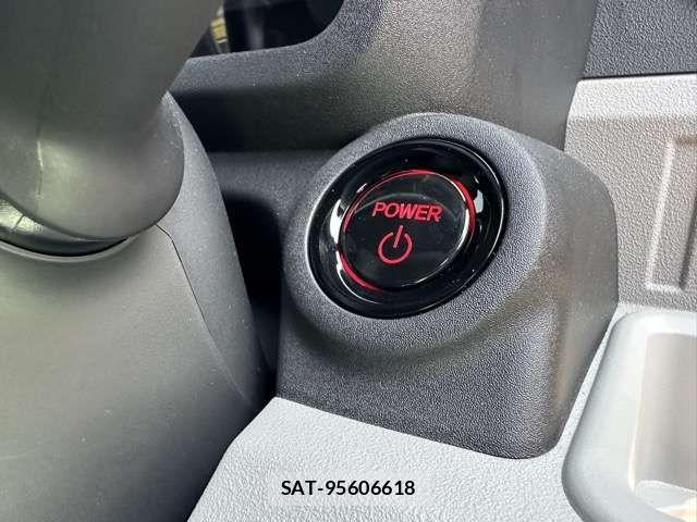 Honda N-VAN e: 2025-02 8563080-17