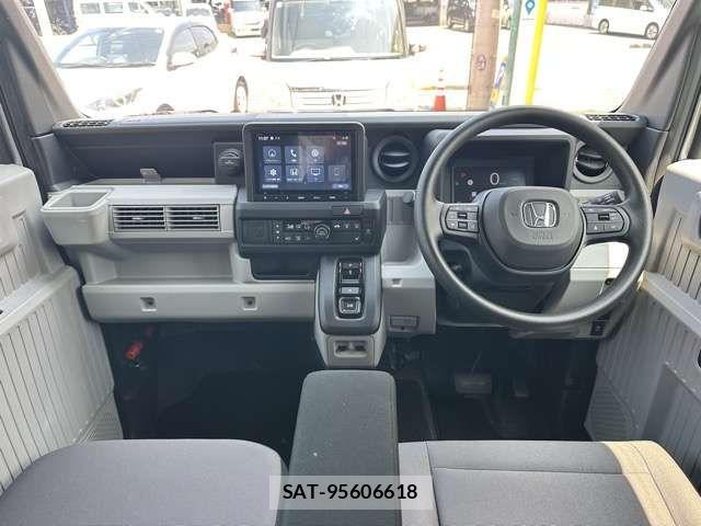 Honda N-VAN e: 2025-02 8563080-7