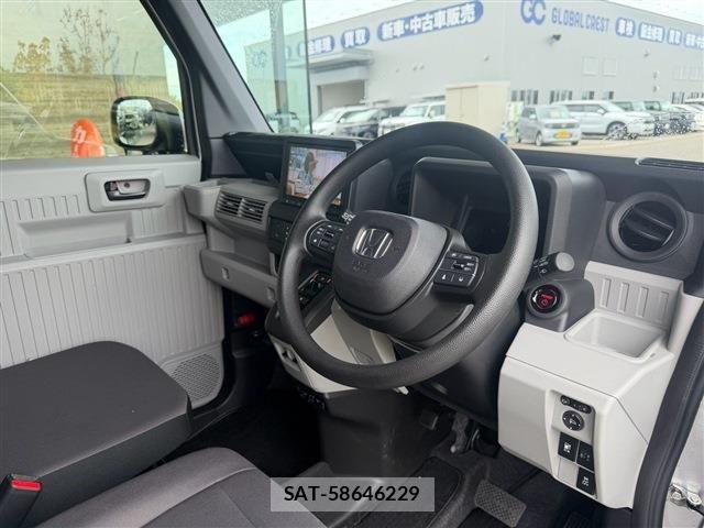 Honda N-VAN e: 2024-10 8628237-11