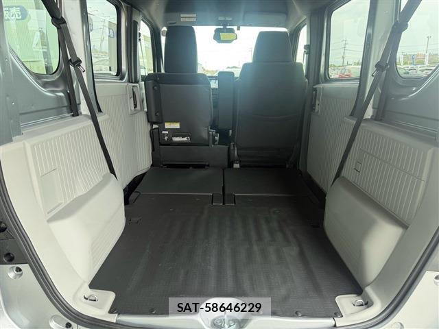 Honda N-VAN e: 2024-10 8628237-23