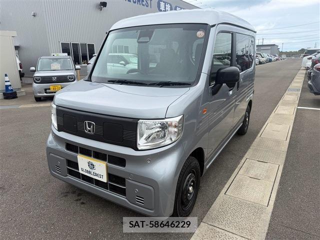 Honda N-VAN e: 2024-10 8628237-2