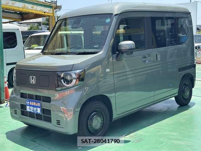 Honda N-VAN e: 2025-02 8666699-2