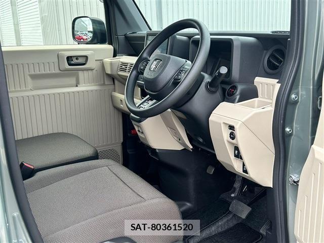 Honda N-VAN e: 2025-01 8666701-12