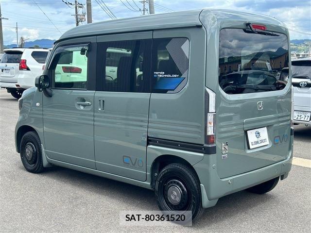 Honda N-VAN e: 2025-01 8666701-7