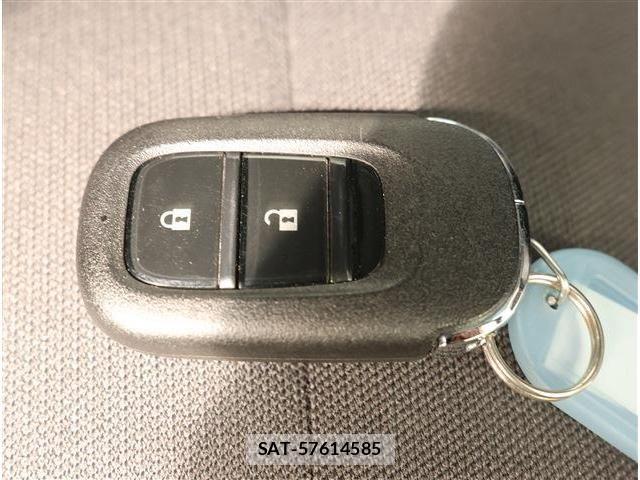 Honda N-VAN e: 2025-02 8745000-19