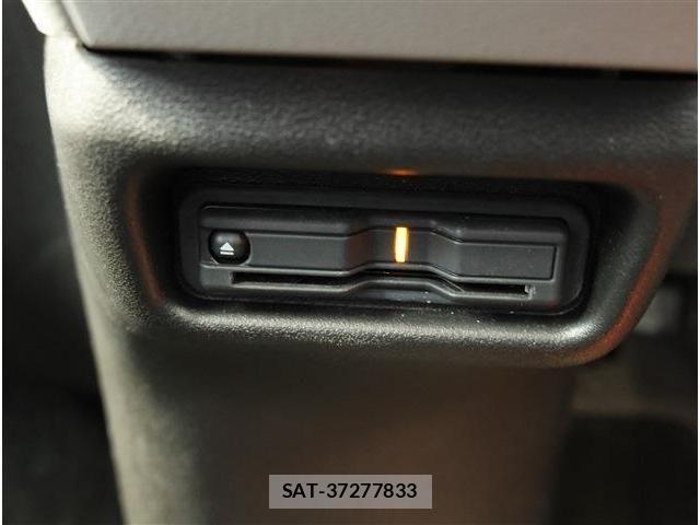 Honda N-VAN e: 2025-02 8745001-10