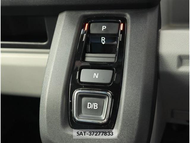 Honda N-VAN e: 2025-02 8745001-12