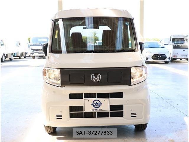 Honda N-VAN e: 2025-02 8745001-19