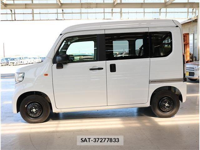 Honda N-VAN e: 2025-02 8745001-23