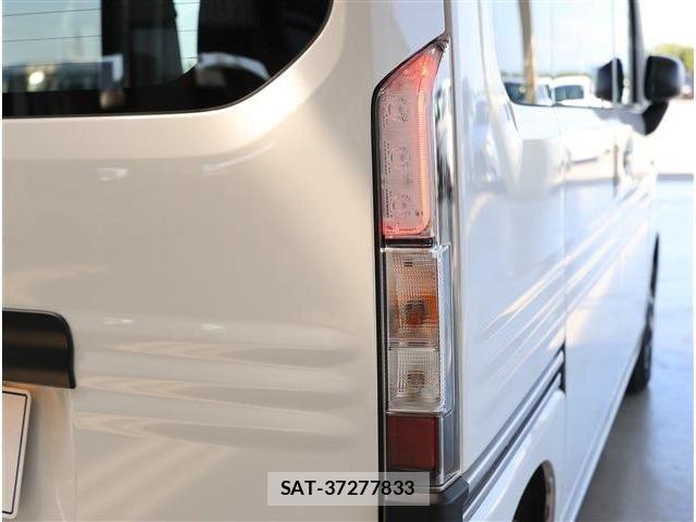 Honda N-VAN e: 2025-02 8745001-25
