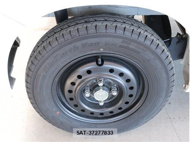 Honda N-VAN e: 2025-02 8745001-26