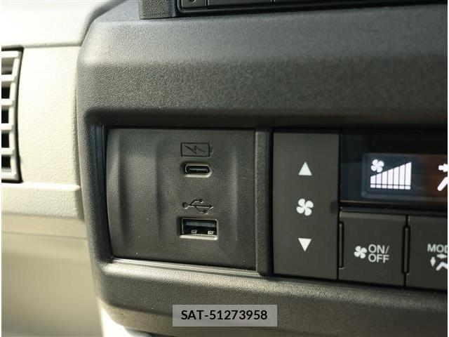 Honda N-VAN e: 2025-02 8745002-9