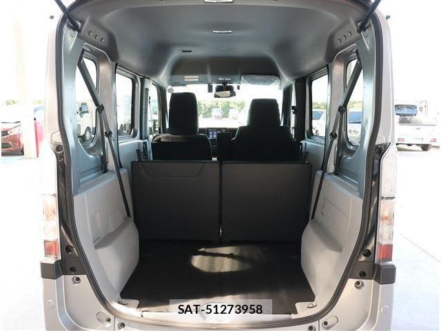 Honda N-VAN e: 2025-02 8745002-17