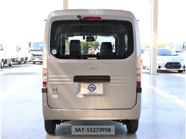 Honda N-VAN e: 2025-02 8745002-21