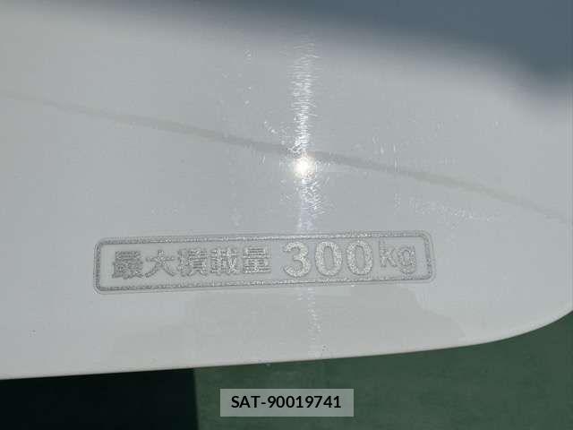 Honda N-VAN e: 2025-02 8797028-11