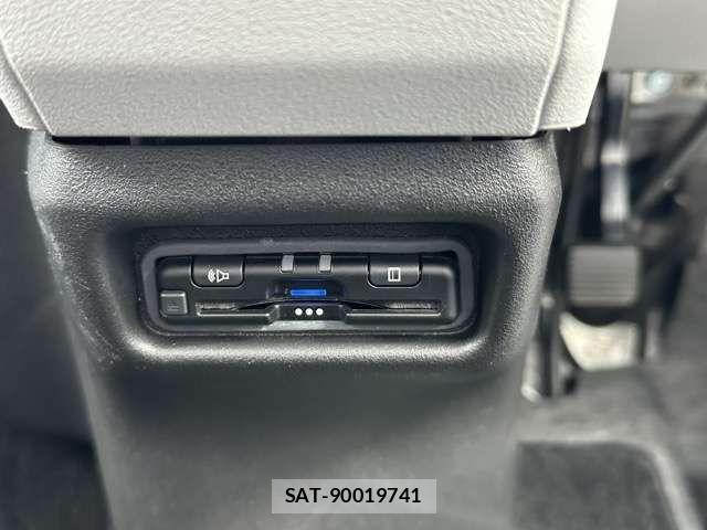 Honda N-VAN e: 2025-02 8797028-15